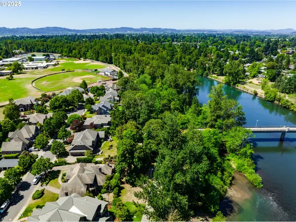 $1,299,000 | 2874 Riverwalk Loop, Eugene, OR 97401