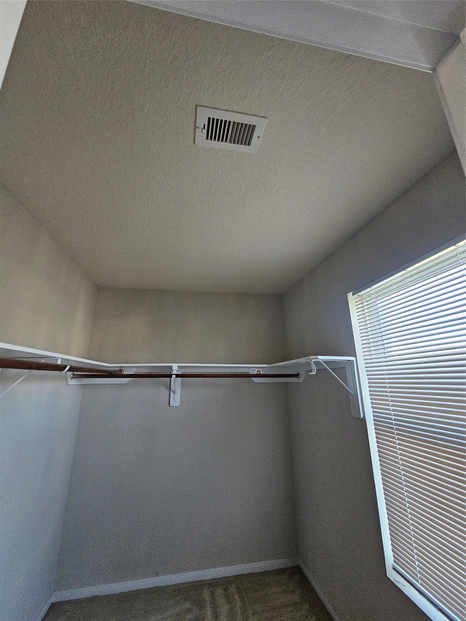 11015 Walkup Way Houston, TX 77044 - Photo 19 of 26 3rd bedroom closet