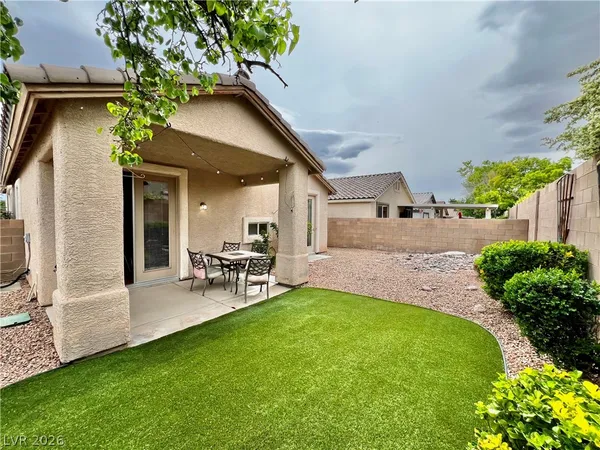 $2,200 | 2617 Wind Spinner Street, Las Vegas, NV 89135