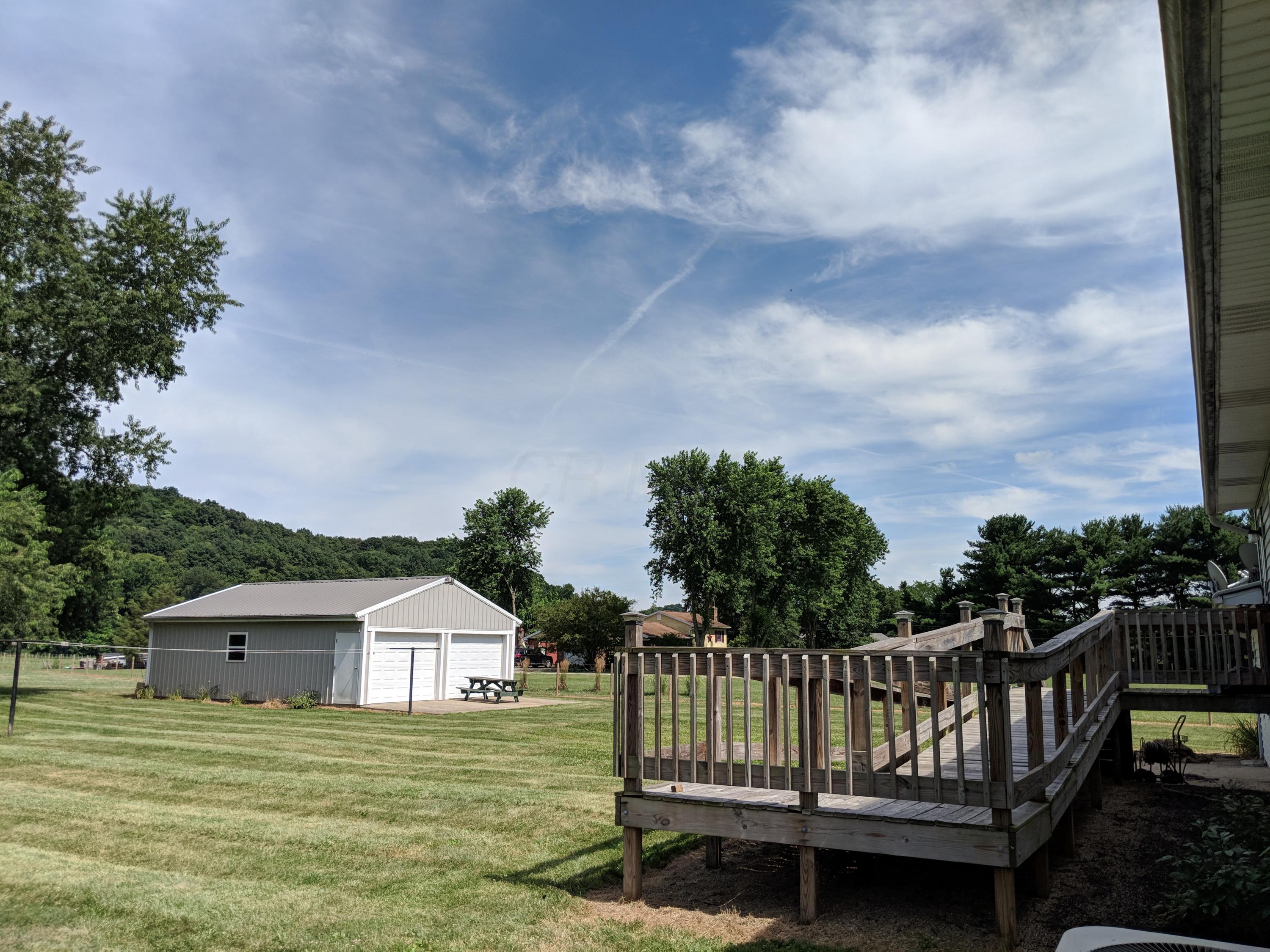 2370 Sugar Grove Road Southeast Lancaster, OH 43130 - Photo 6 of 38 Gallery Image 6