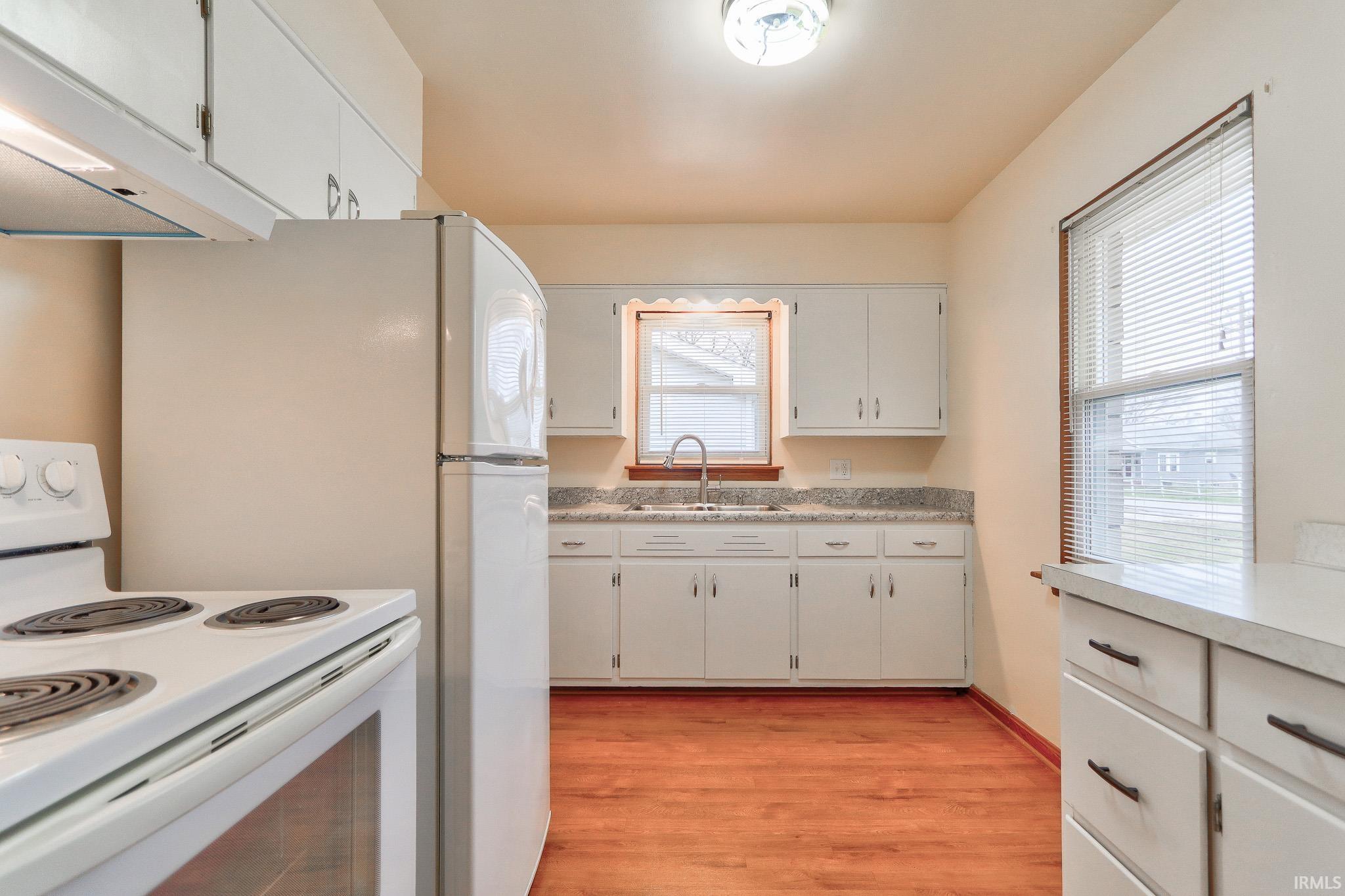 2116 East Riverside Drive Evansville, IN 47714 - Photo 7 of 24