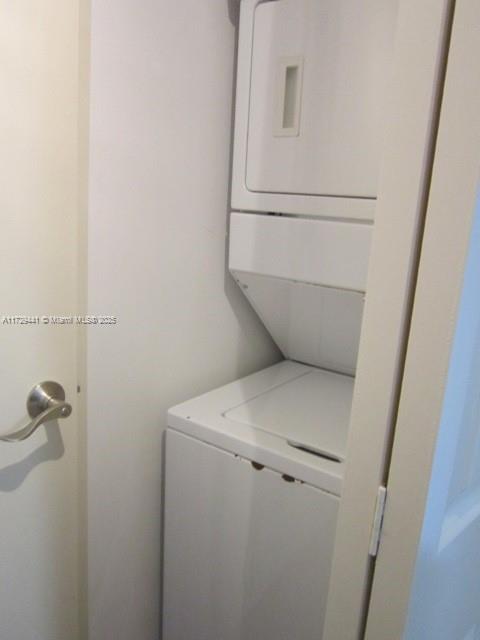 170 Southeast 14th Street, Unit 2306 Miami, FL 33131 - Photo 21 of 32