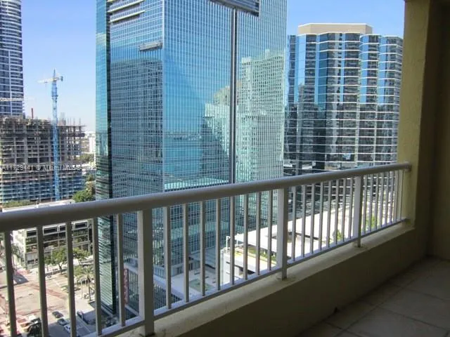 $390,000 | 170 Southeast 14th Street, Unit 2306, Miami, FL 33131