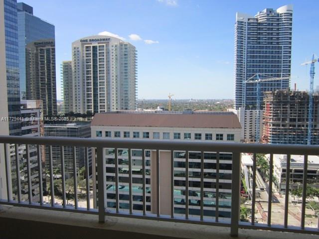 170 Southeast 14th Street, Unit 2306 Miami, FL 33131 - Photo 26 of 32