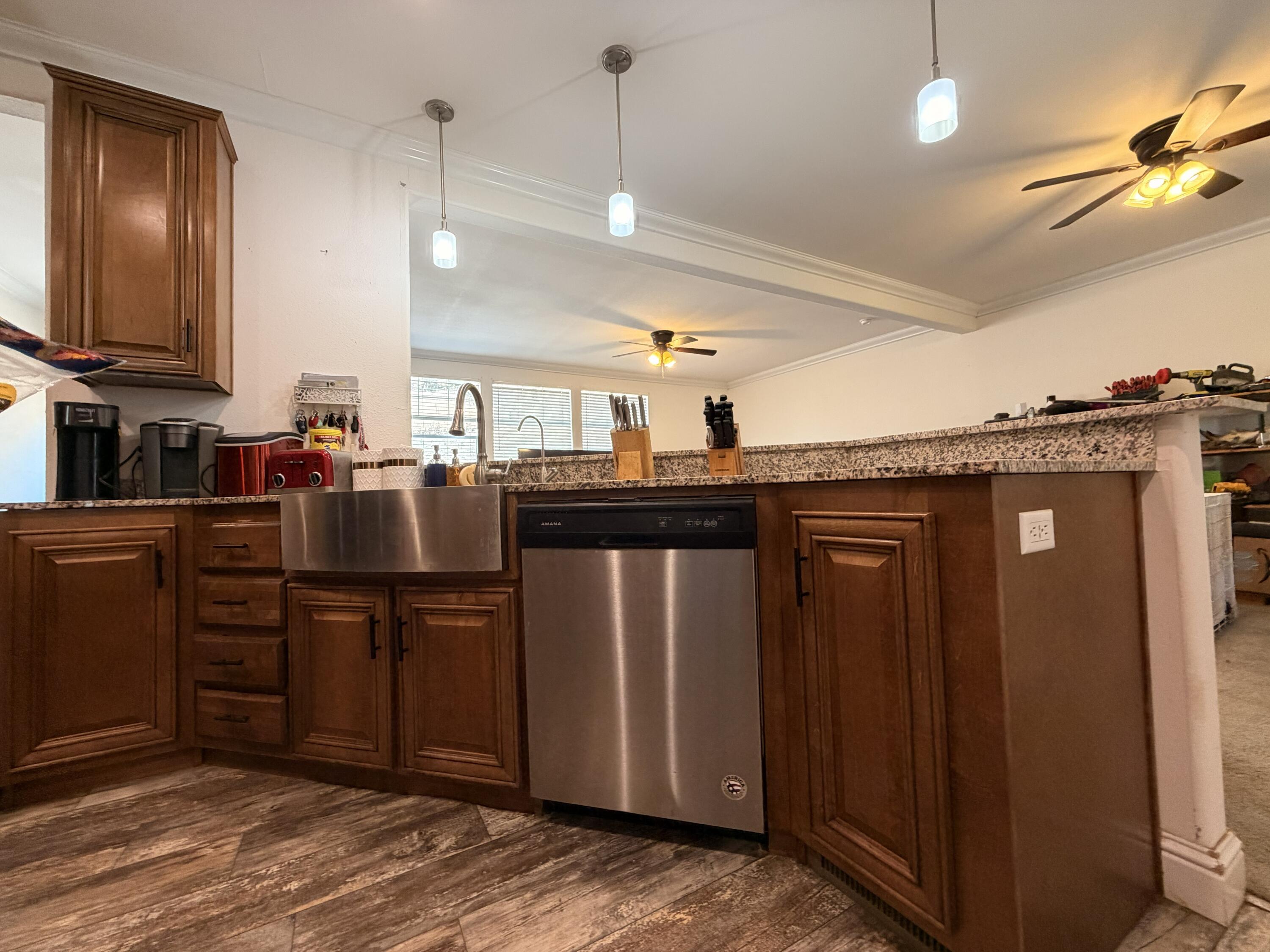37180 Mistletoe Road Squaw Valley, CA 93675 - Photo 2 of 17