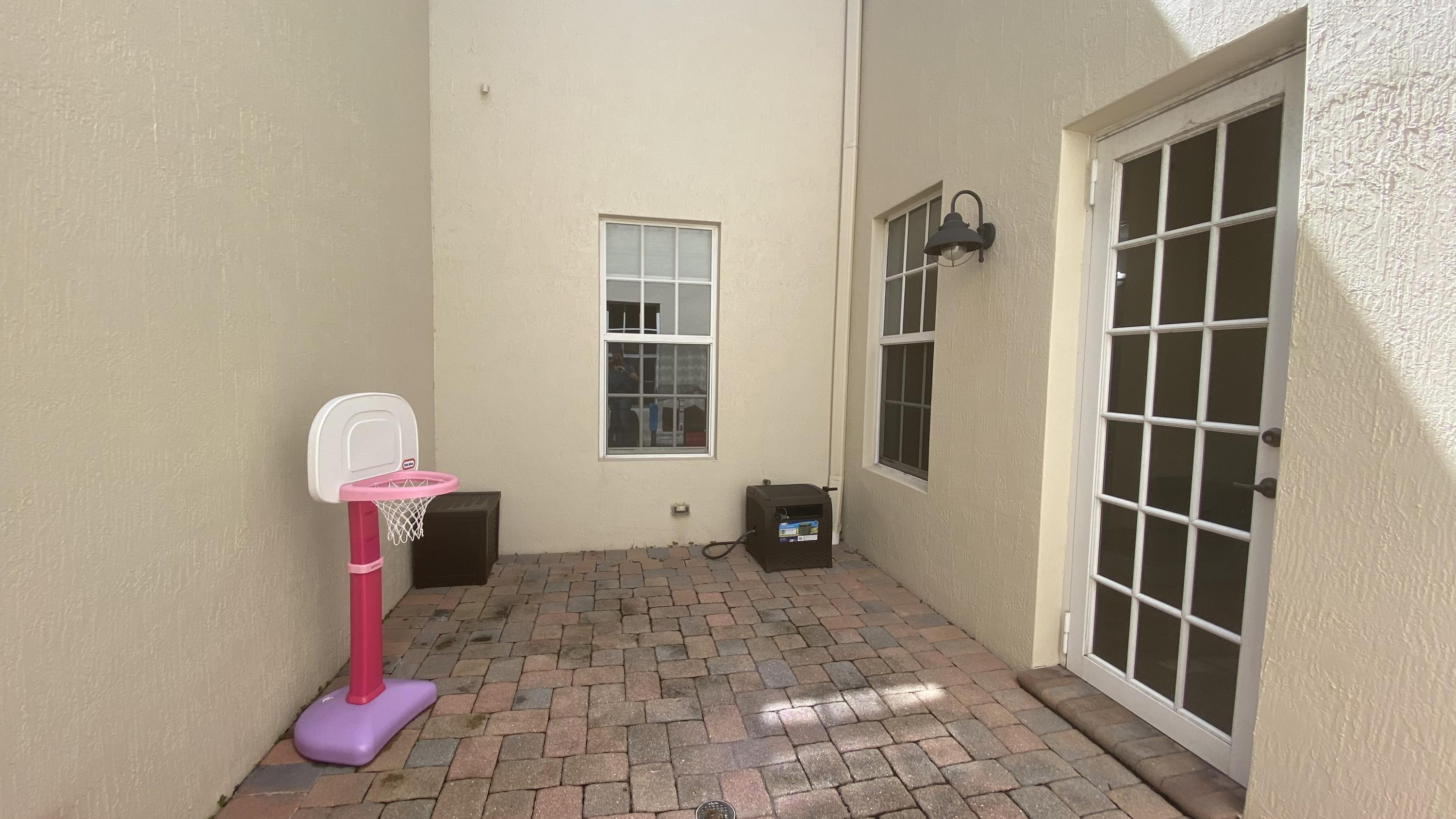 8340 Northwest 7th Court Boca Raton, FL 33487 - Photo 31 of 36 private courtyard