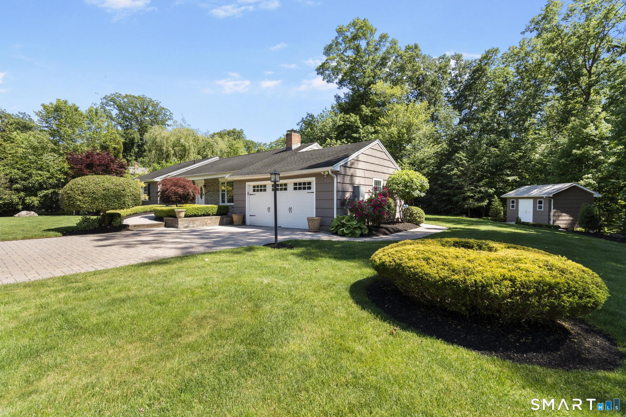 180 Tom Swamp Road Hamden, CT 06518 - Photo 31 of 40