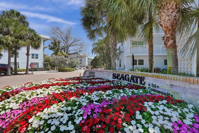 $185,000 | 2000 South Federal Highway, Unit 307, Boynton Beach, FL 33435