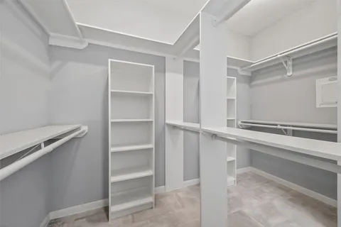 $194,900 | 2400 North Braeswood Boulevard, Unit 129, Houston, TX 77030