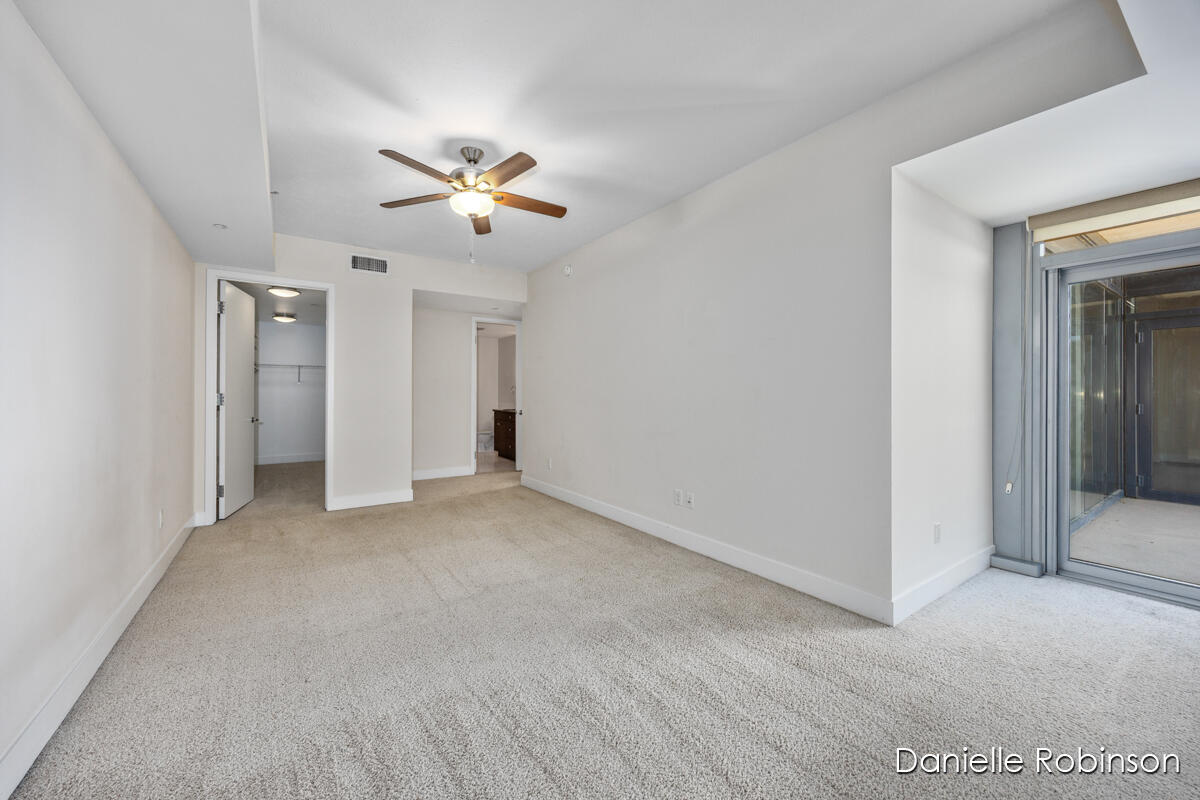 335 Bridge Street Northwest, Unit 1503 Grand Rapids, MI 49504 - Photo 12 of 32 IMG_1009