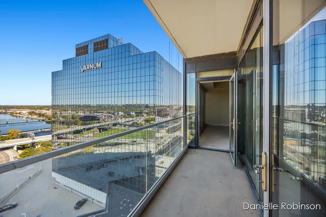 $3,150 | 335 Bridge Street Northwest, Unit 1503, Grand Rapids, MI 49504