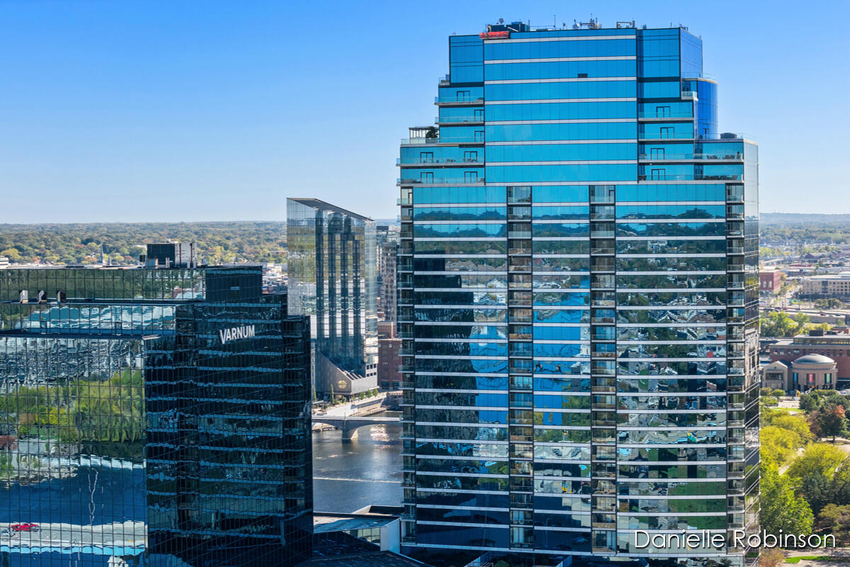 335 Bridge Street Northwest, Unit 1503 Grand Rapids, MI 49504 - Photo 30 of 32 IMG_1021