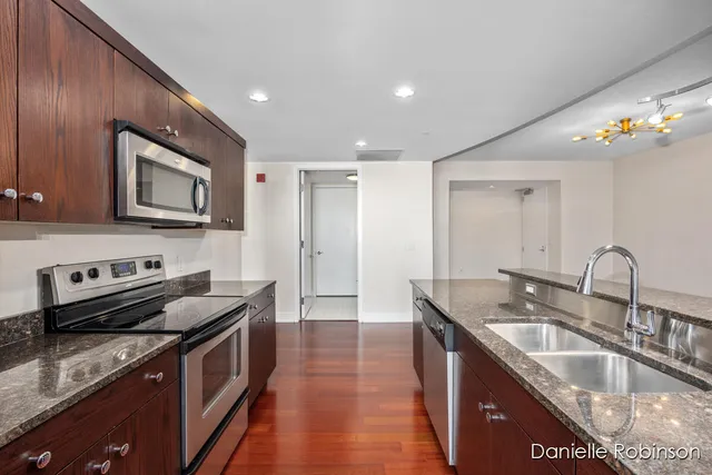 $3,150 | 335 Bridge Street Northwest, Unit 1503, Grand Rapids, MI 49504