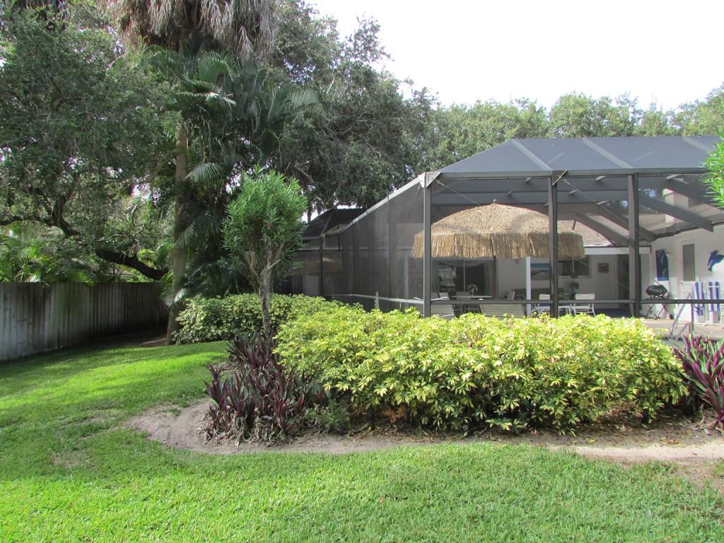 296 Holly Road Vero Beach, FL 32963 - Photo 12 of 35 Gallery Image 12