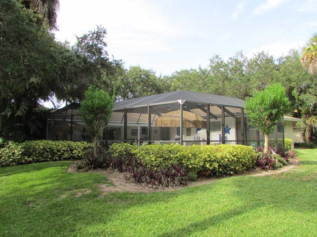 296 Holly Road Vero Beach, FL 32963 - Photo 10 of 35 Gallery Image 10