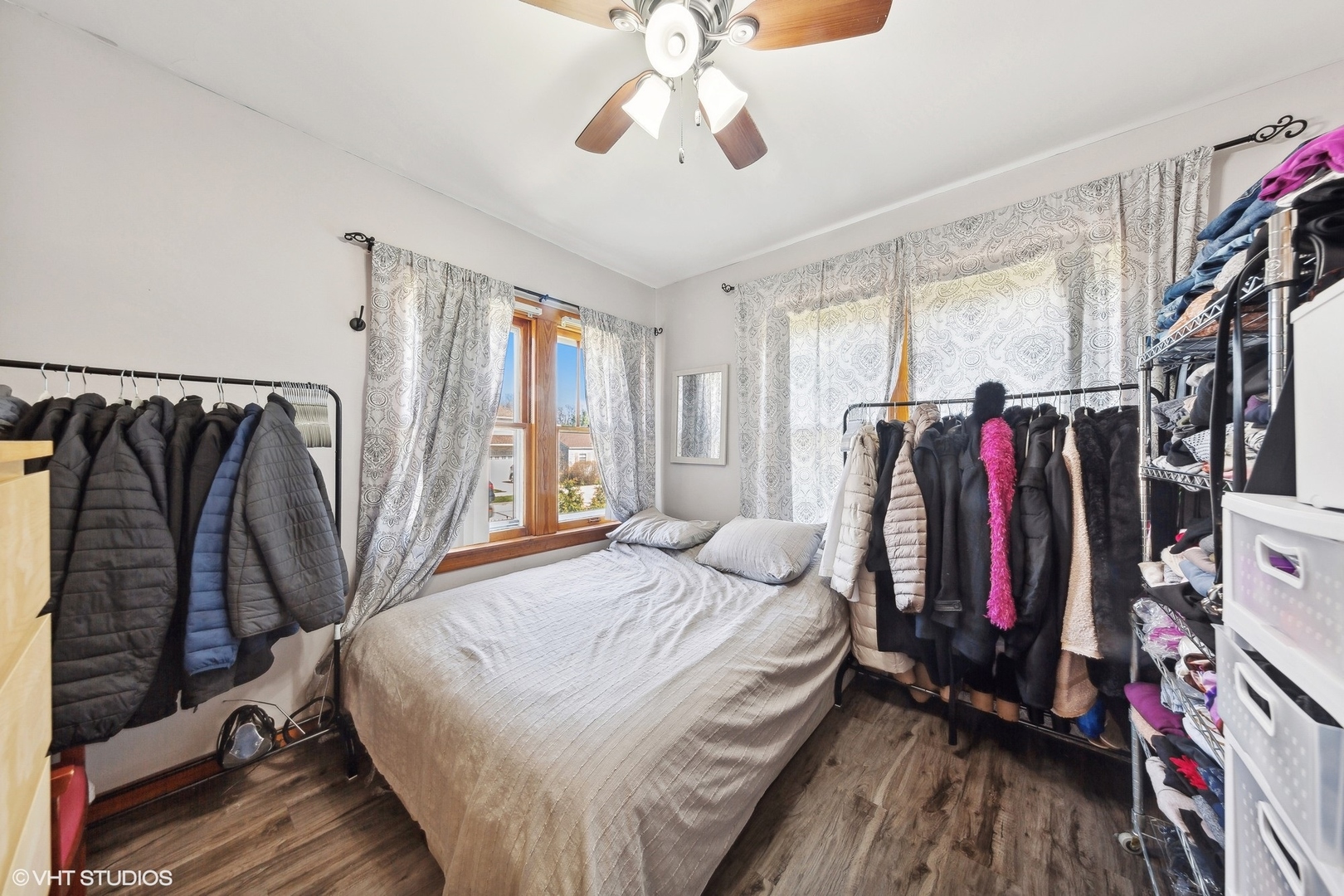 8715 44th Place Lyons, IL 60534 - Photo 11 of 28 a bedroom with a bed and a walk in closet