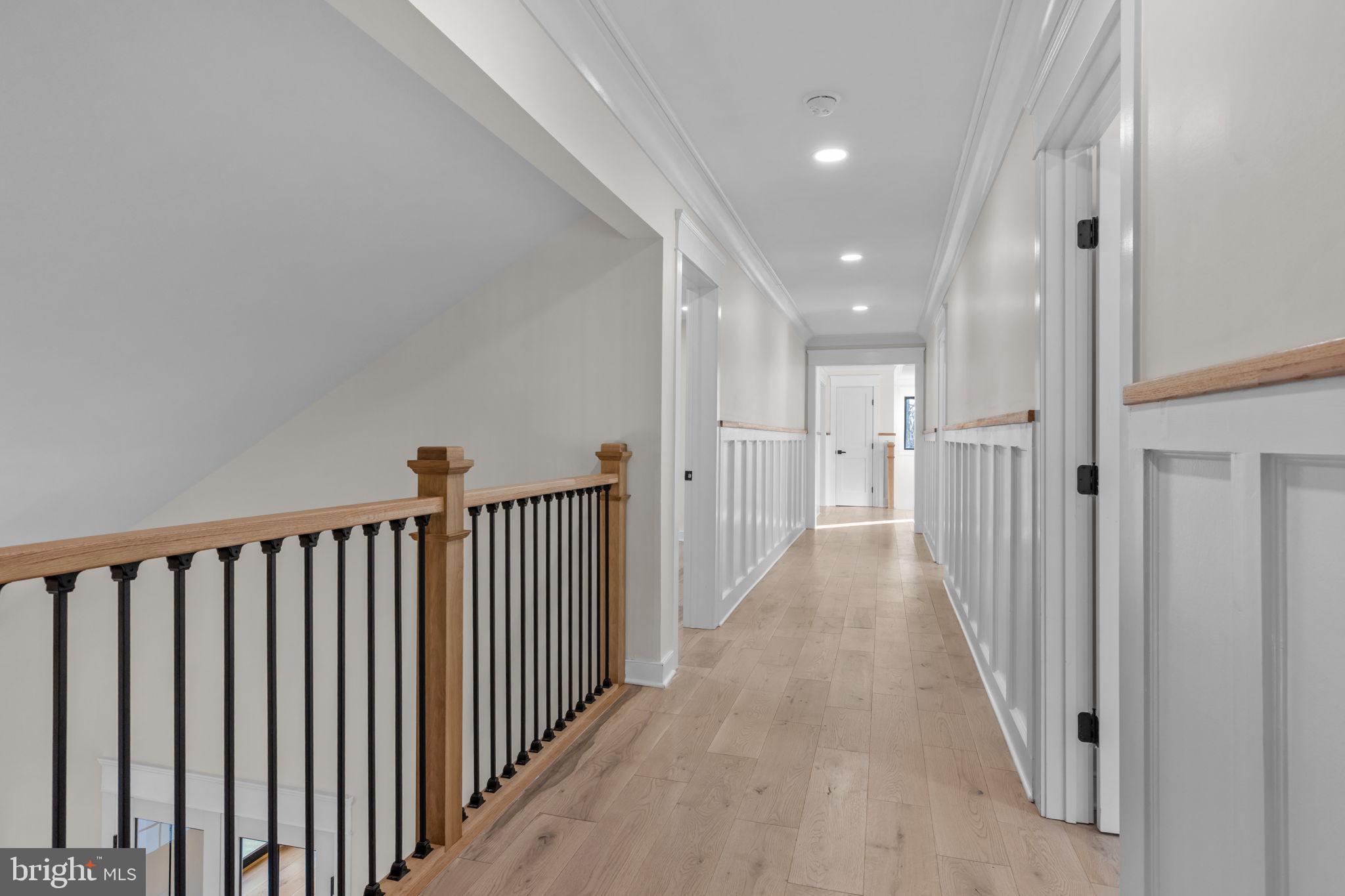 348 Pineville Road Newtown, PA 18940 - Photo 31 of 43 Hallway looking back towards Owner's Suite