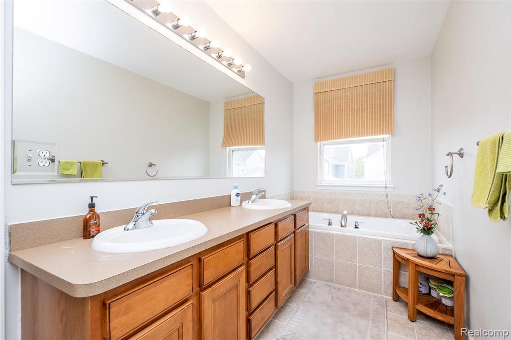 3147 Summers Road Keego Harbor, MI 48320 - Photo 30 of 53 Gallery Image 30