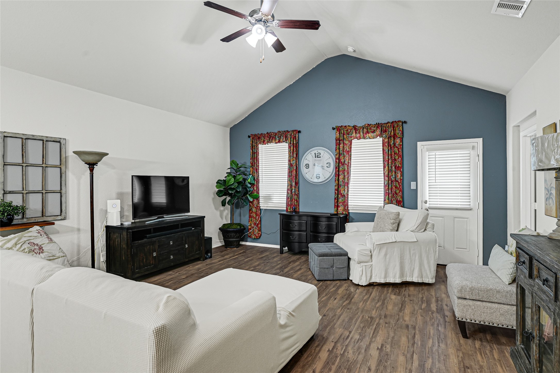 7830 London Tower Lane Houston, TX 77044 - Photo 10 of 27