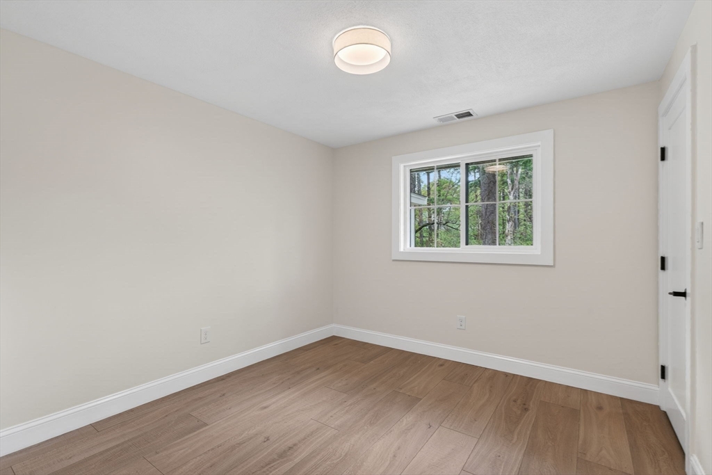 8 Topeka Road Chelmsford, MA 01824 - Photo 24 of 33 Gallery Image 24
