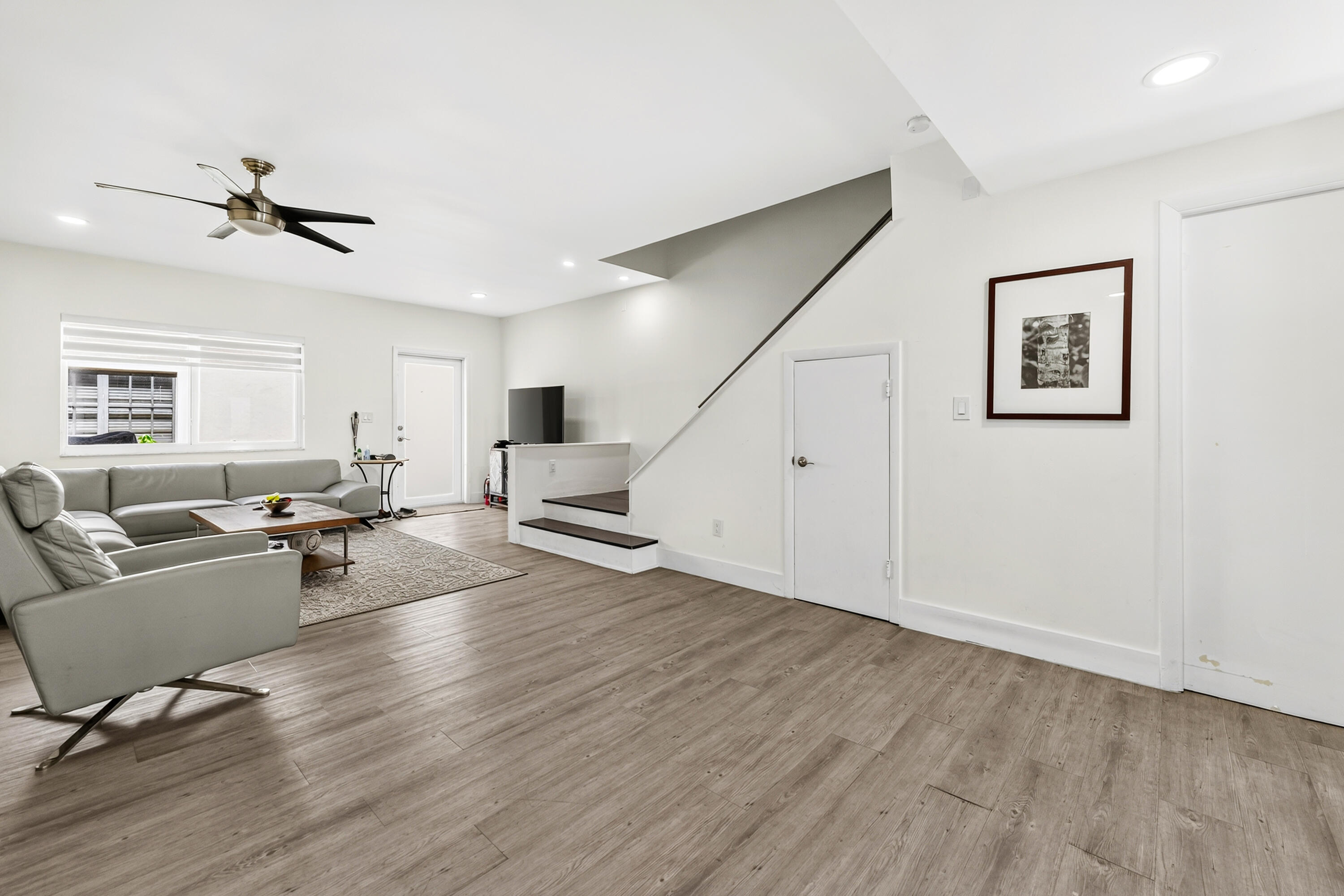 8956 Collins Avenue, Unit 4 Surfside, FL 33154 - Photo 12 of 34 DSC04549