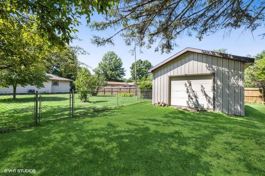 3955 Snow Road Bridgman, MI 49106 - Photo 39 of 43 Storage shed