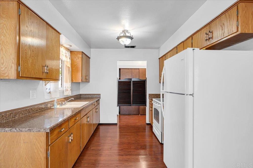 10559 Jim Brady Road Jamestown, CA 95327 - Photo 8 of 67