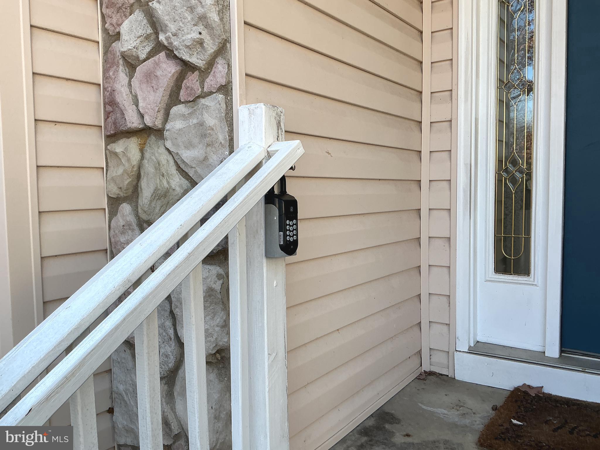 205 Freedom Road Locust Grove, VA 22508 - Photo 2 of 29