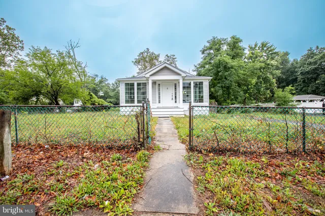 $2,365 | 6771 Athol Avenue, Elkridge, MD 21075