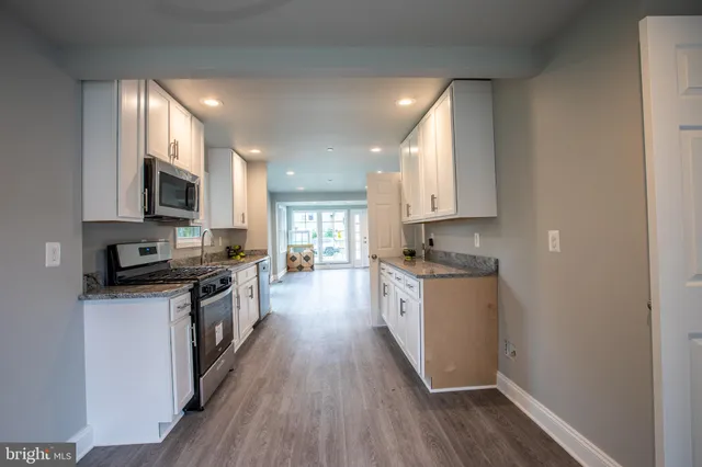 $2,365 | 6771 Athol Avenue, Elkridge, MD 21075