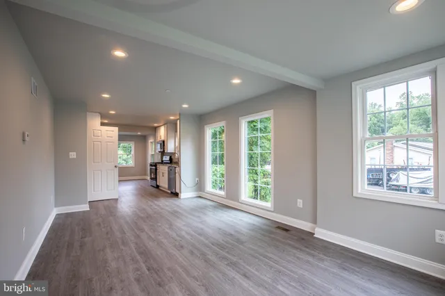 $2,365 | 6771 Athol Avenue, Elkridge, MD 21075