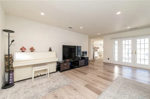 $1,049,000 | 6709 Wheeler Avenue, La Verne, CA 91750