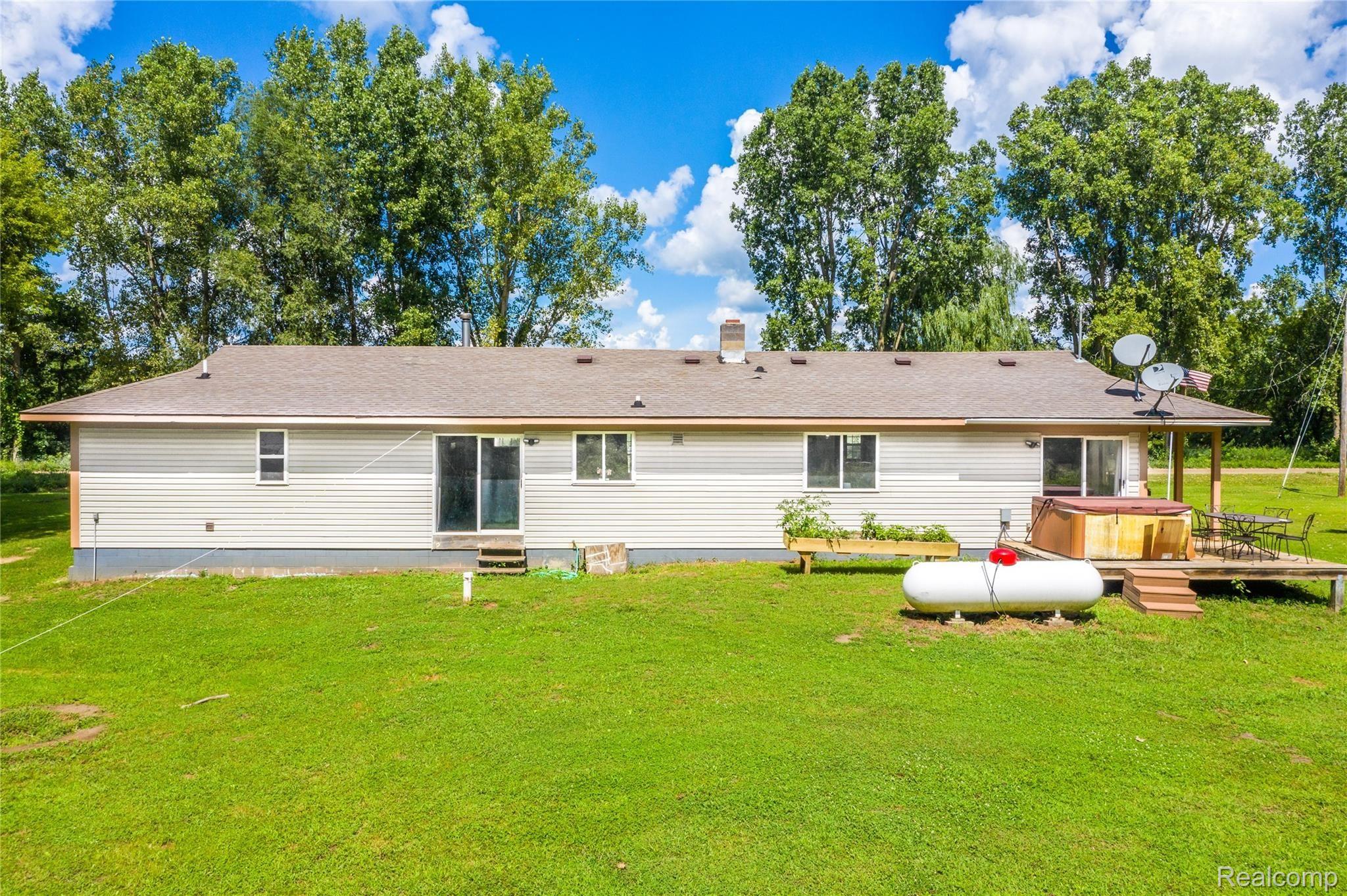 3495 West Dewey Road Owosso, MI 48867 - Photo 16 of 23 Exteriors 7.jpg