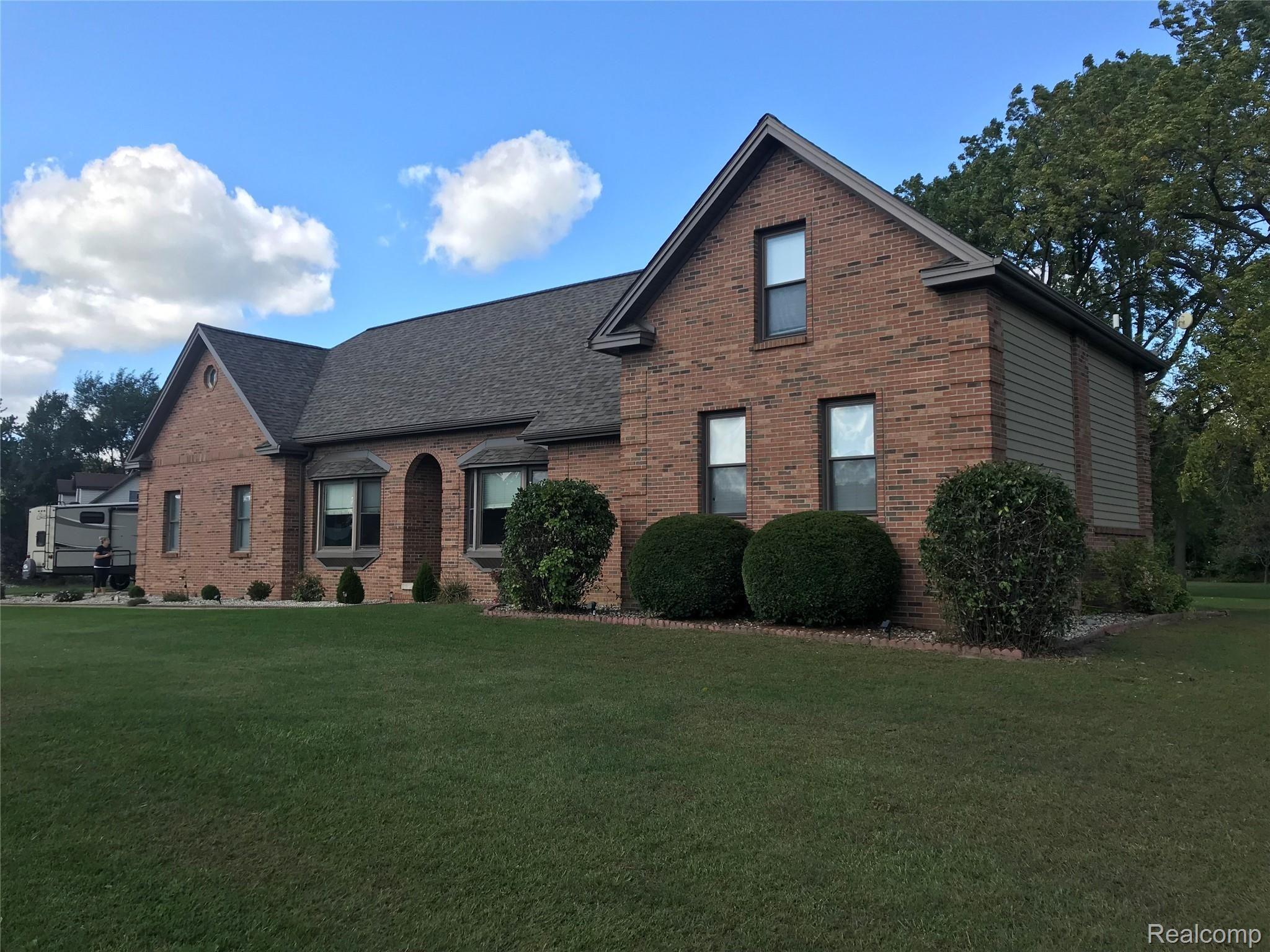 2232 Lasalle Road Monroe, MI 48162 - Photo 3 of 48 IMG_9447.JPG