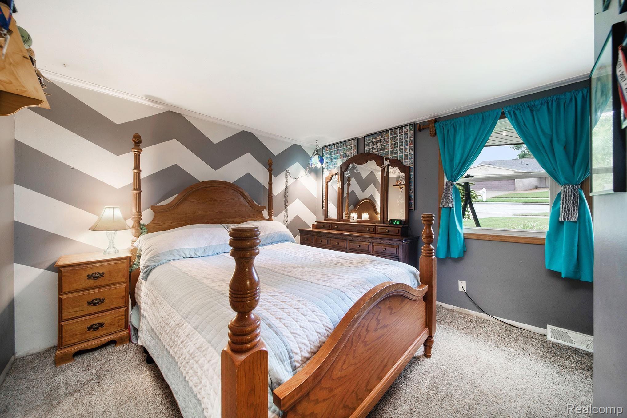 667 Snyder Road Highland, MI 48357 - Photo 11 of 20 Master Bedroom