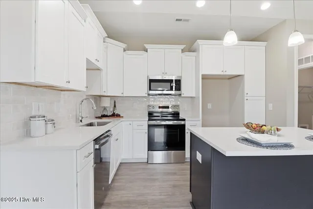 $264,900 | 105 Sagewood Drive, Dudley, NC 28333