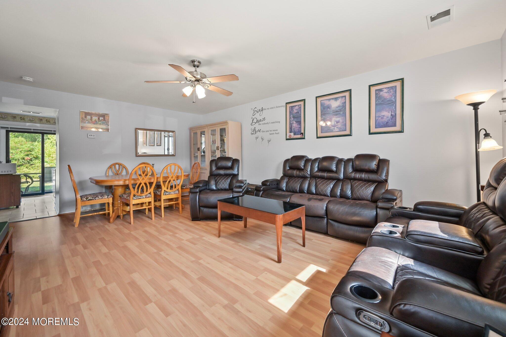 85 Greenwood Loop Road, Unit 626 Brick, NJ 08724 - Photo 4 of 19 LivingOpenConcept
