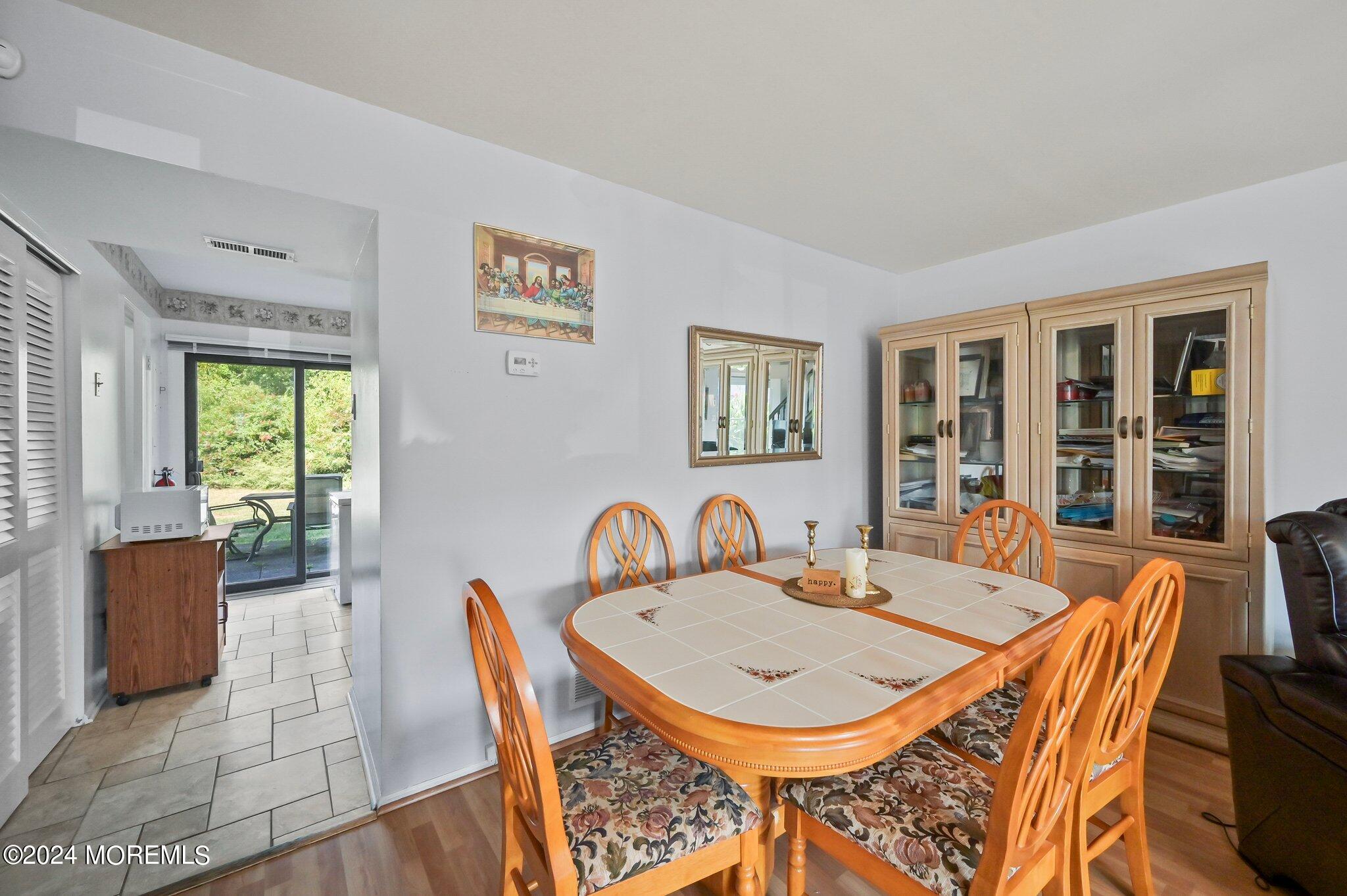 85 Greenwood Loop Road, Unit 626 Brick, NJ 08724 - Photo 7 of 19 Dining