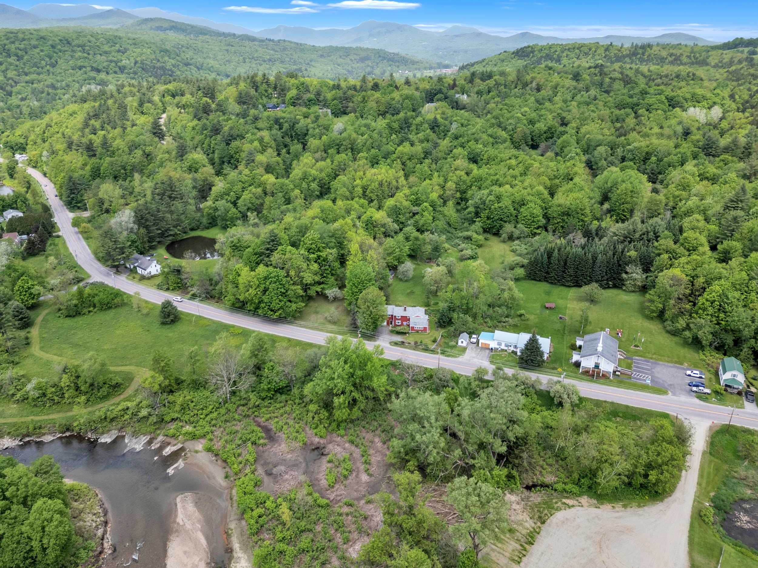 904 Moscow Road Stowe, VT 05672 - Photo 3 of 55