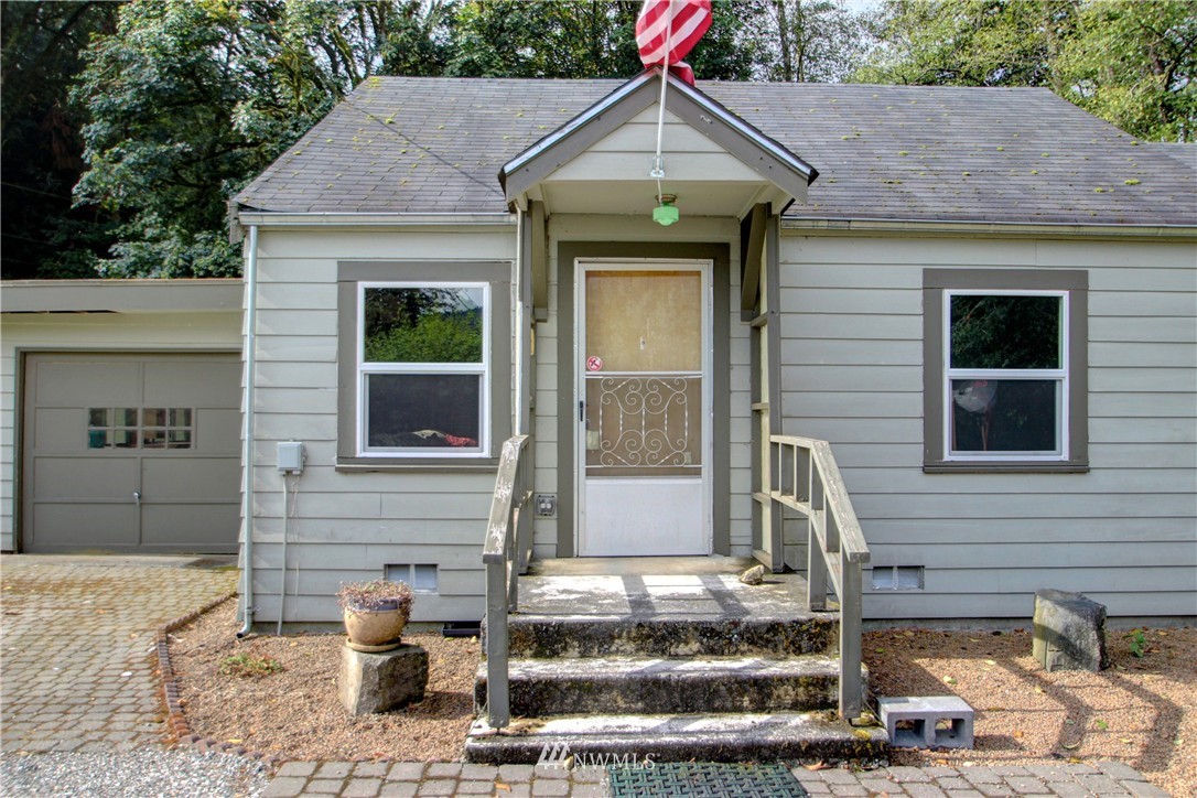 408 Lake Samish Road Bellingham, WA 98229 - Photo 2 of 25 Gallery Image 2