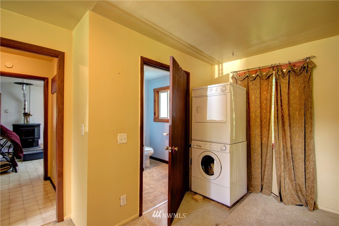 408 Lake Samish Road Bellingham, WA 98229 - Photo 14 of 25 Gallery Image 14