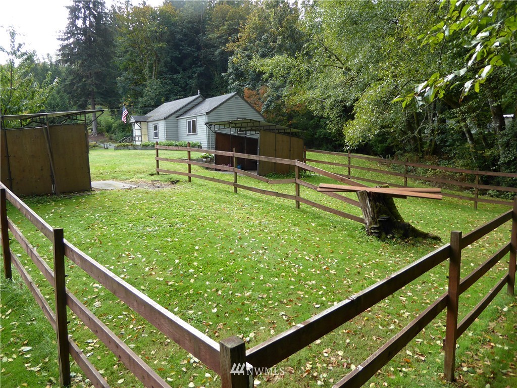 408 Lake Samish Road Bellingham, WA 98229 - Photo 20 of 25 Gallery Image 20