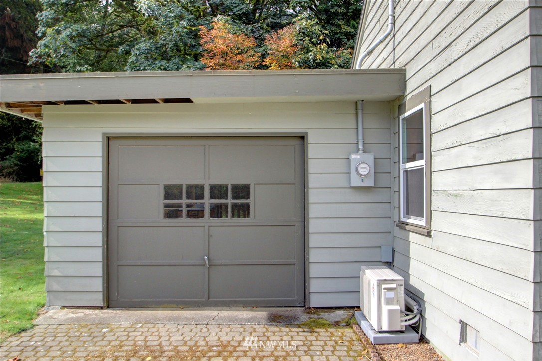 408 Lake Samish Road Bellingham, WA 98229 - Photo 3 of 25 Gallery Image 3