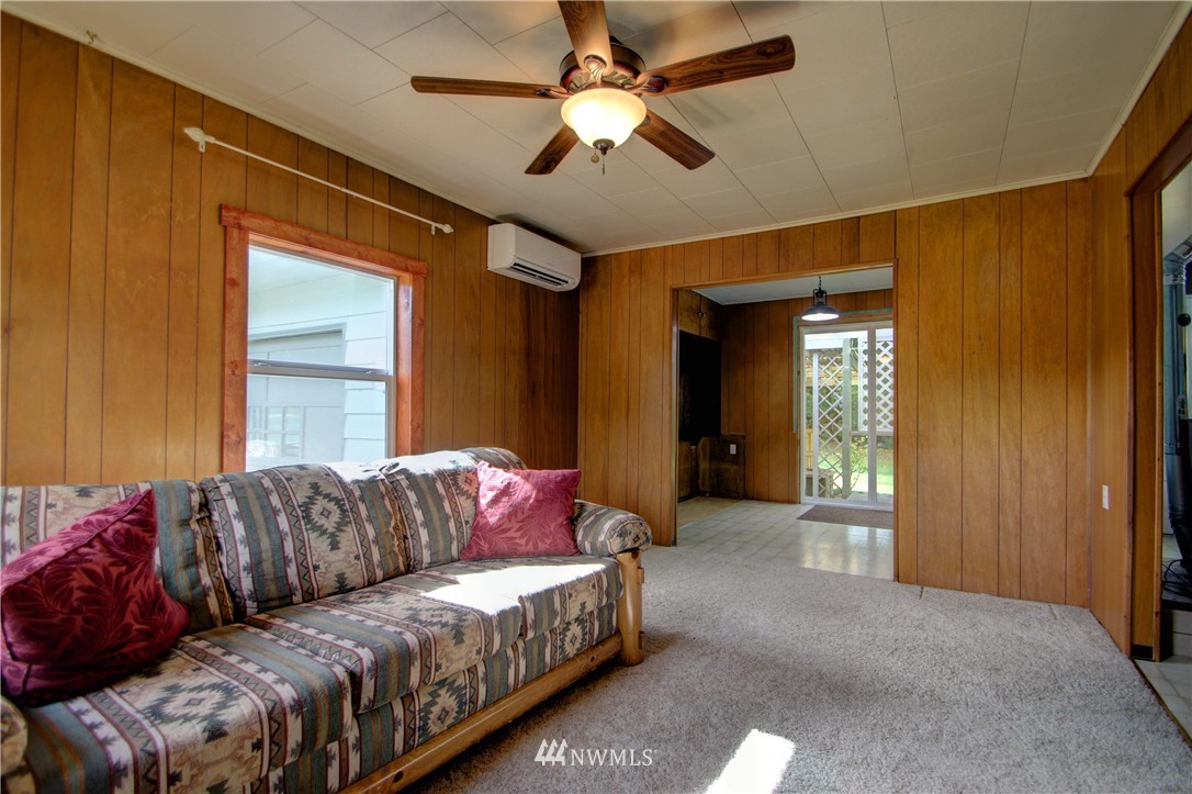 408 Lake Samish Road Bellingham, WA 98229 - Photo 5 of 25 Gallery Image 5