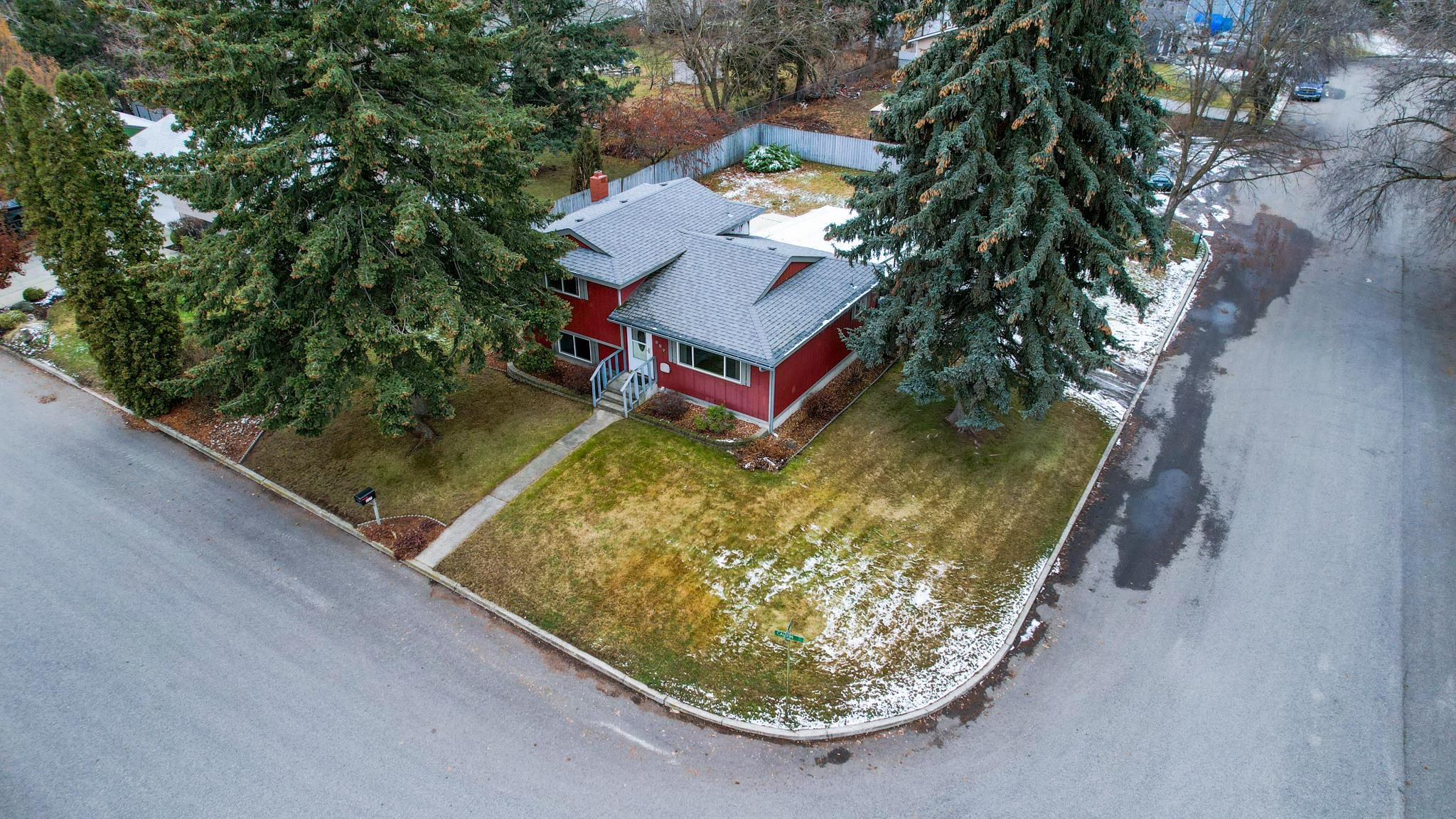 227 North Calvin Road Spokane, WA 99216 - Photo 3 of 26 Gallery Image 3