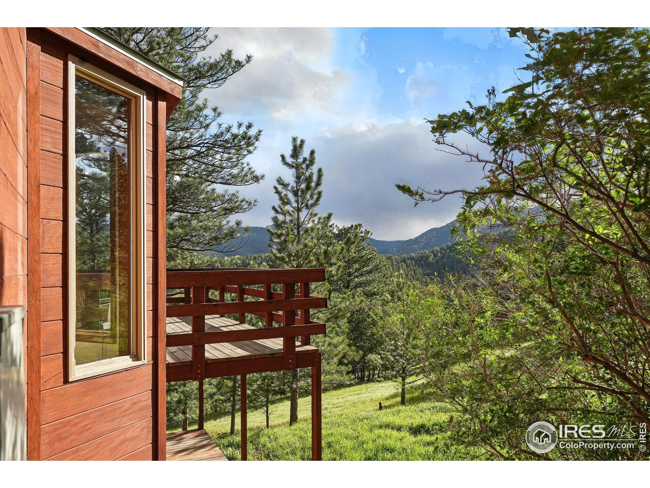 1101 Peakview Circle Boulder, CO 80302 - Photo 14 of 37