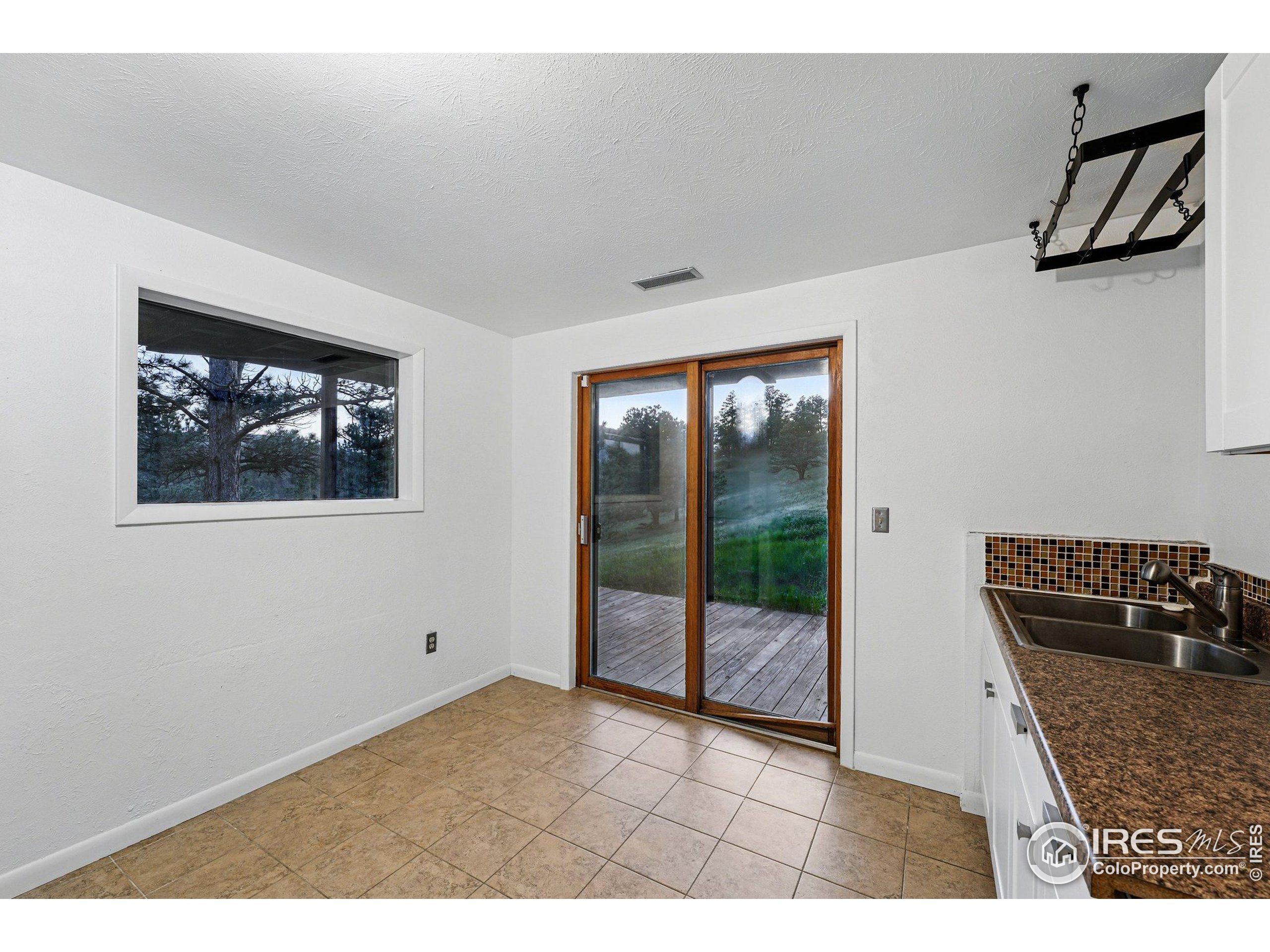 1101 Peakview Circle Boulder, CO 80302 - Photo 30 of 37