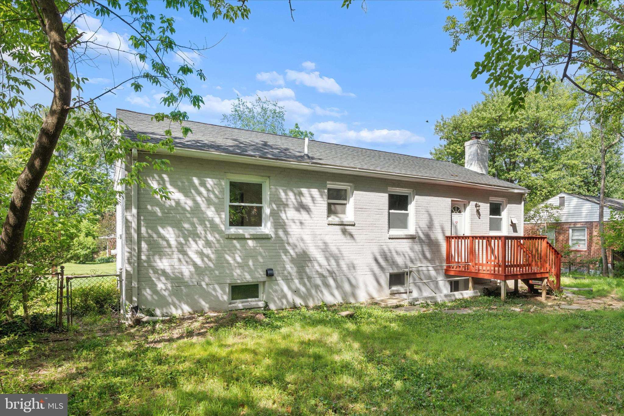 10607 Lilac Place Silver Spring, MD 20903 - Photo 40 of 53 Exterior Back