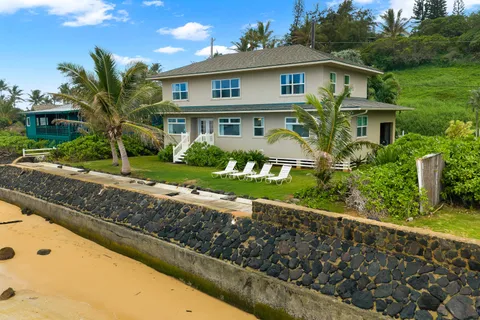 $2,950,000 | 4910 Aliomanu Road, Anahola, HI 96703