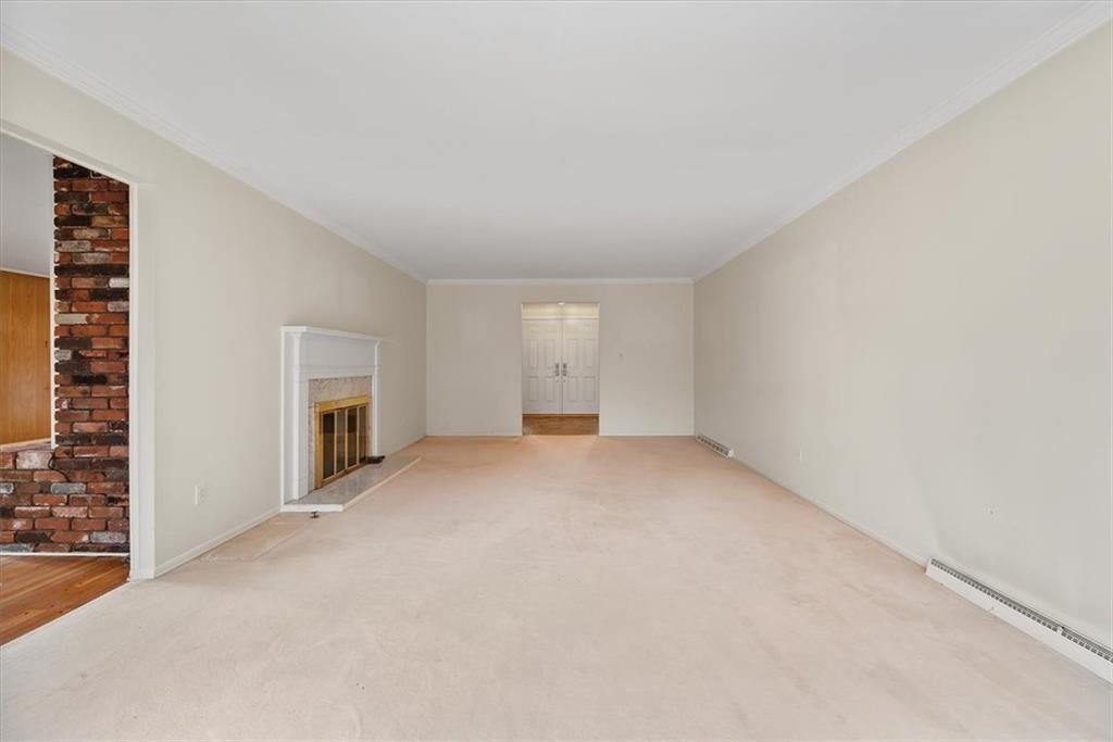 102 White Gate Road Pittsburgh, PA 15238 - Photo 8 of 24 Gallery Image 8